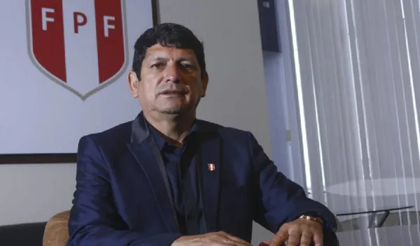 Agustin Lozano presidente del al FPF