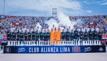 Alianza Lima y ‘U’ Católica empatan sin goles en la ‘Tarde Blanquiazul’ en Trujillo VIDEO