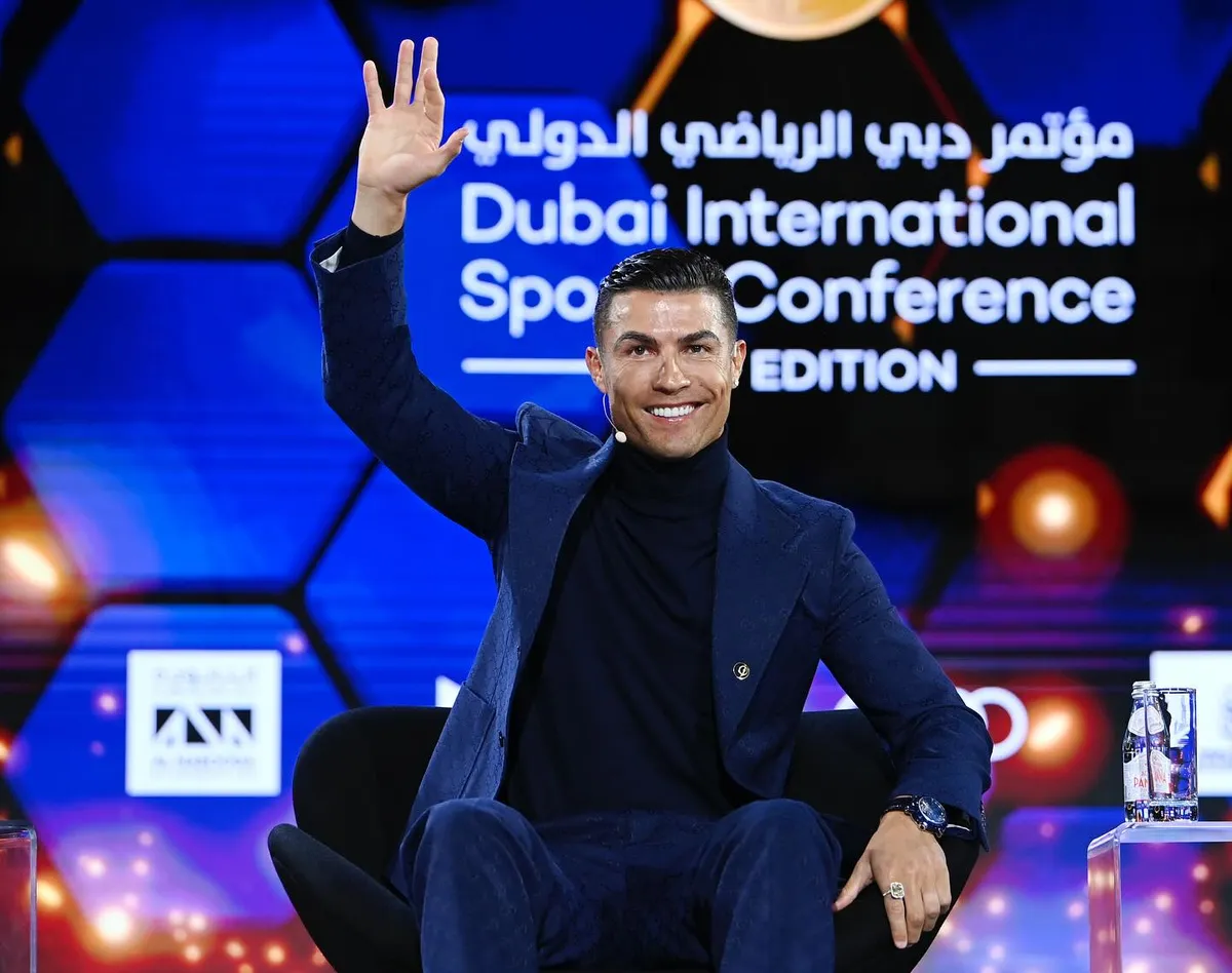 Cristiano Ronaldo se lesiona en gira del Al Nassr en China y pone en duda su enfrentamiento contra Messi.