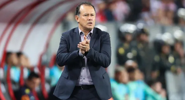 Juan Reynoso DT de la Selección Peruana