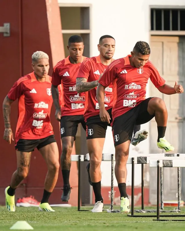 Entrenamiento Selección Peruana &#8211; Foto: FPF