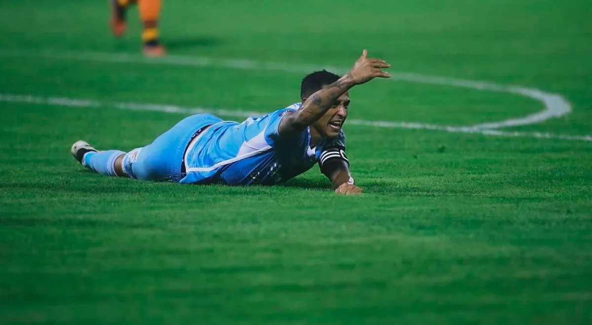 Yoshimar Yotún se perdería lo que resta del 2024 con Sporting Cristal tras sufrir una grave lesión en la rodilla