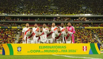 Seleccion peruana que enfrento a Brasil por eliminatorias 2026