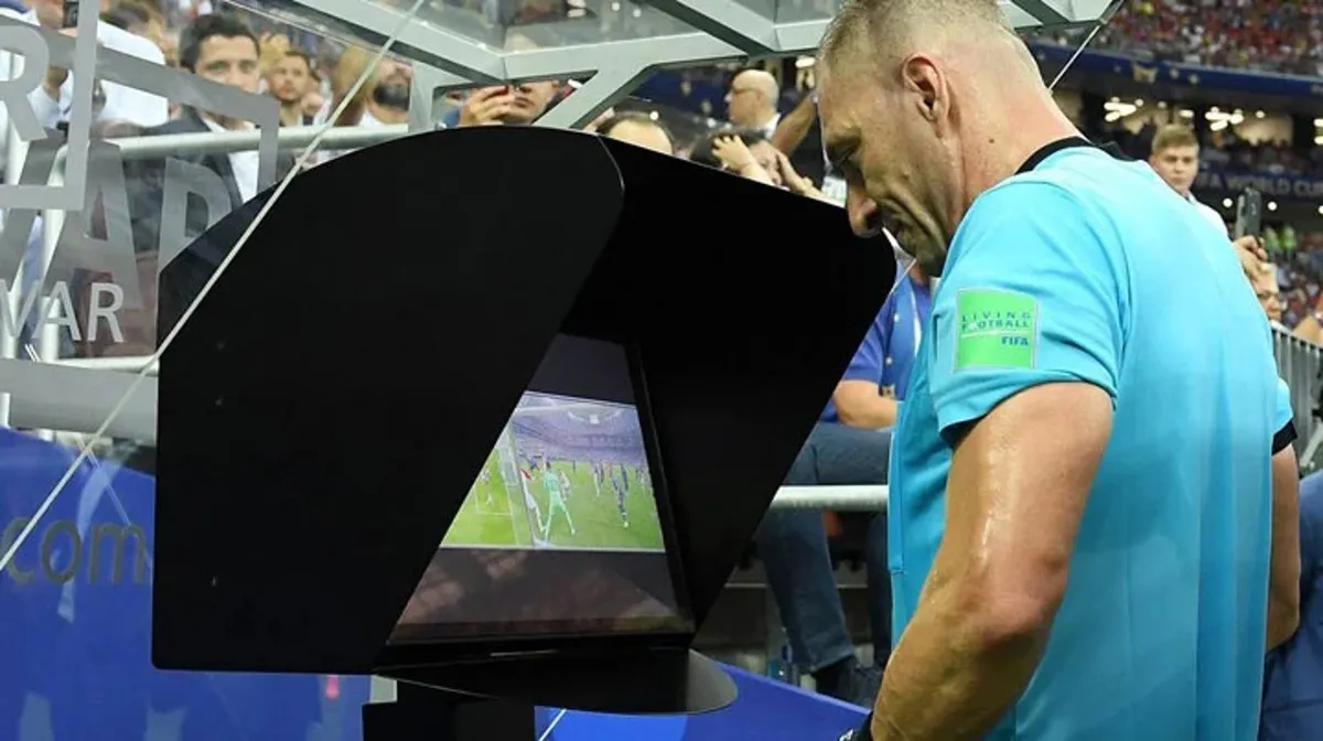 La FIFA confirma que EL VAR tendrá cambios significativos que sorprenderá