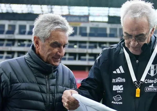 Jorge Fossati y Juan Carlos Oblitas en la selección peruana