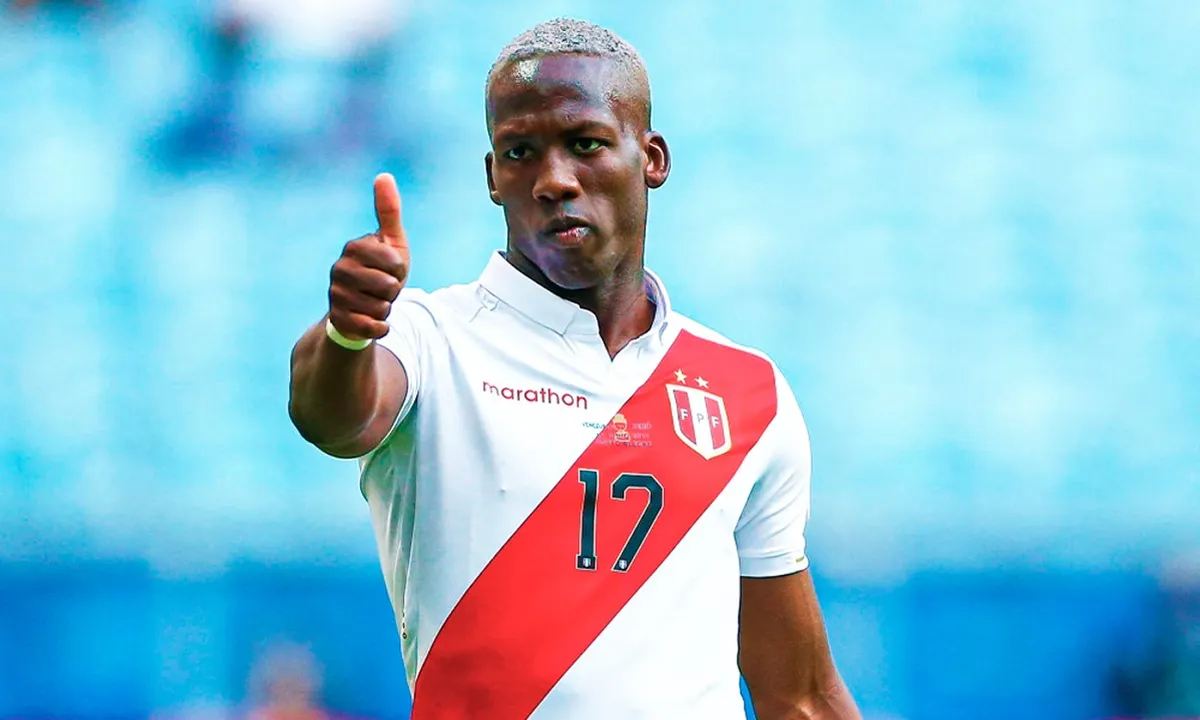 Luis Advíncula envía un emotivo mensaje a Yoshimar Yotún tras la durísima lesión a la rodilla
