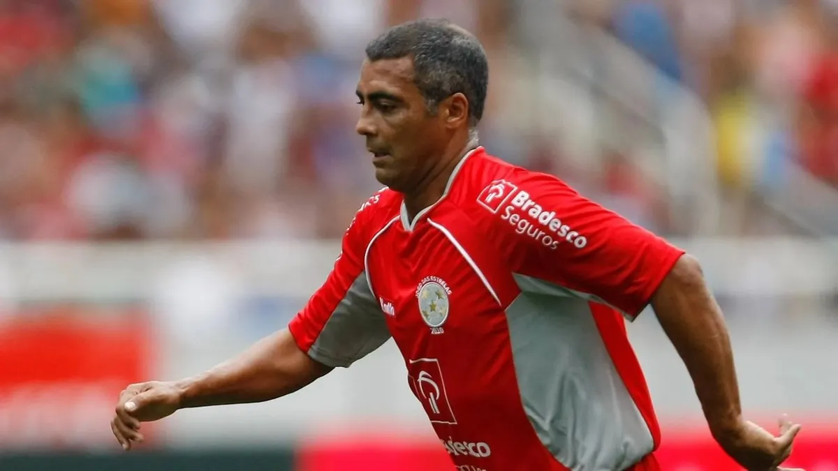 Romario vuelve al futbol a los 58 años y tilda de ‘burros’ a los futbolistas actuales