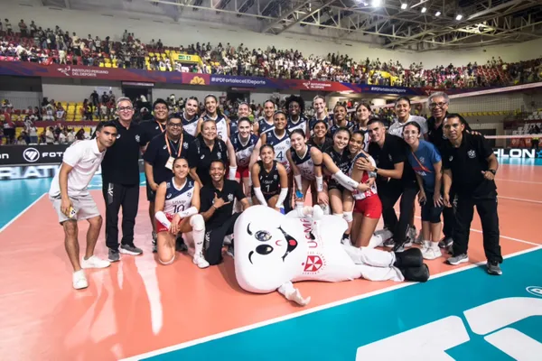 San Martín golpea primero: 3-0 a Universitario y queda a un paso de la final de la Liga Peruana de Vóley 2026