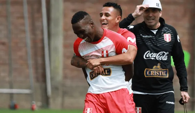 Yotún y Advíncula en la Videna &#8211; Foto: FPF