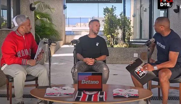 Enfocados: Rafinha contó detalles de la multa que le puso el Schalke 04 a Jefferson  Farfán: “Con eso me compro una mansión en Perú” – VIDEO