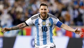Lionel Messi con camiseta de la selección Argentina 2024