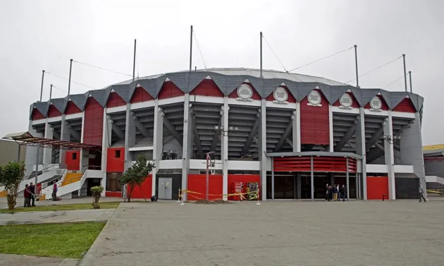 Coliseo Eduardo Dibós &#8211; Foto: IPD