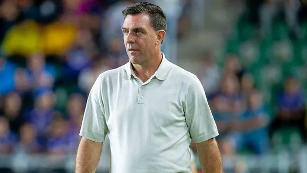 Pablo Guede confía en que Paolo Guerrero se retire campeón con Alianza Lima