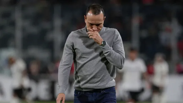Alejandro Restrepo con las horas contadas en Alianza Lima tras caer nuevamente frente a Universitario