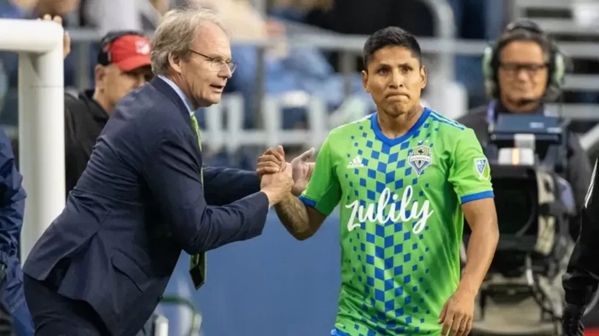 Mensaje del DT de Seattle Sounders a Raúl Ruidíaz que truncaría su traspaso a Universitario