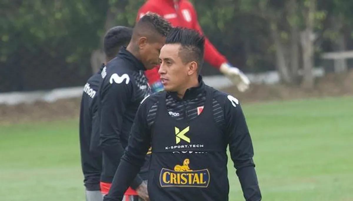 Cueva reapareció en Videna, habló con Fossati y volvió a entrenar para volver