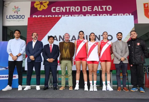 El proyecto de la Federación Peruana de Vóley para captar niñas de 1.80 metros de altura para el futuro