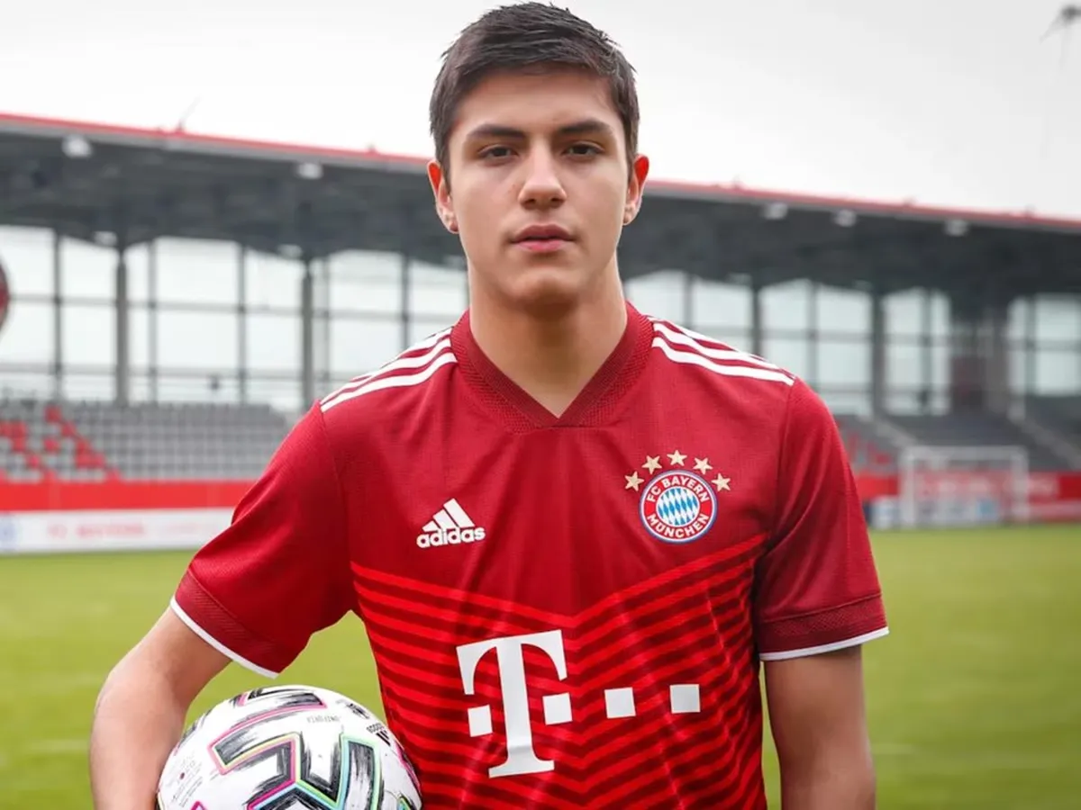 Matteo Pérez Vinlöf le dijo NO a la Selección Peruana y decidió continuar en Suecia