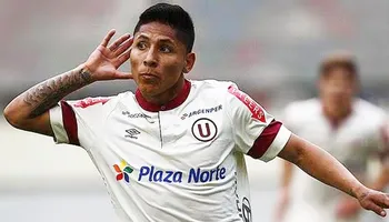 Raúl Ruidíaz con camiseta de la U