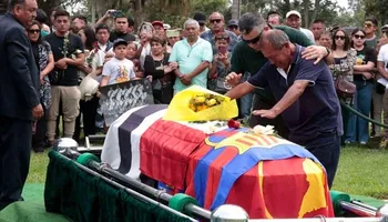 Último adiós al Cholo Sotil