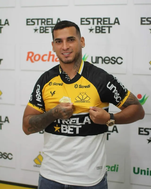 Miguel Trauco &#8211; Fuente: Criciúma Esporte Clube