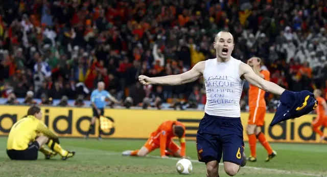 Andrés Iniesta gritando el gol que le dio el titulo mundial a España