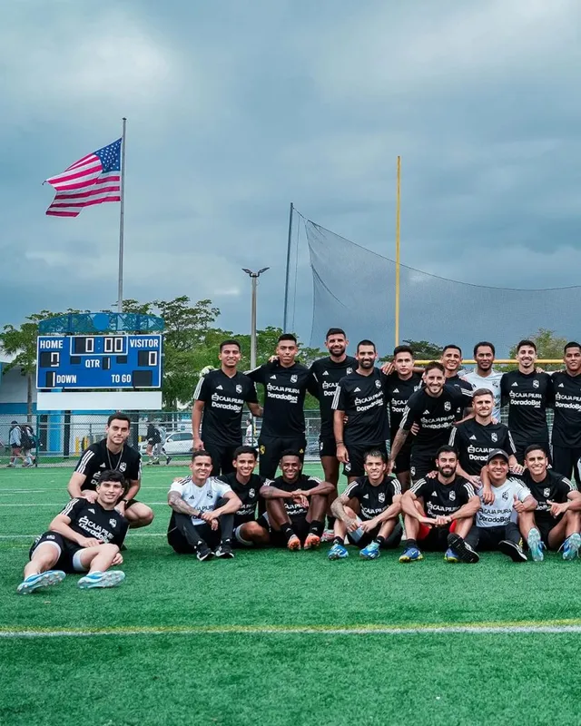 Entrenamiento de Cristal en Miami &#8211; Fuente: Cristal
