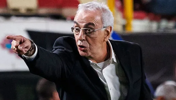 Fossati rompe su silencio: niega exigencias millonarias a Universitario y apunta contra Franco Velazco