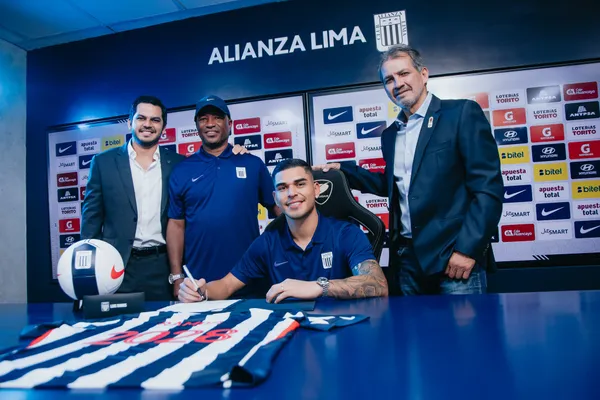 ‘El 9 oficial’: Alianza Lima presenta a Luis Ramos para la temporada 2026