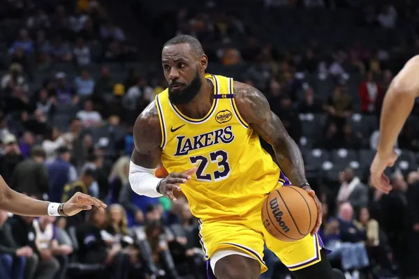 Lebron James 2025