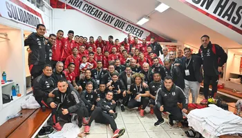 Selección peruana tras triunfo ante Uruguay por Eliminatorias 2026