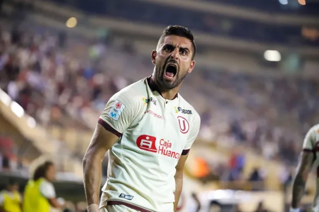 Luis Urruti en la U – Foto: Universitario