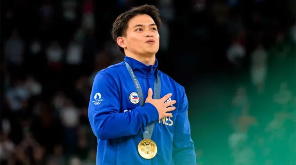 YULOMANÍA: Carlos Yulo, el gimnasta filipino y la ola de euforia que ha generado tras ganar el oro en París 2024