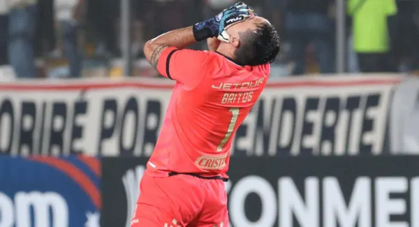 Universitario mantiene su confianza en Sebastián Britos: será titular ante Cienciano