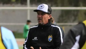 Técnico de ADT le responde a Jean Ferrari por quejarse del arbitraje